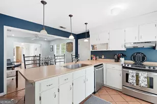215 Wildwood Dr, Statesboro, GA 30458 - Photo 12