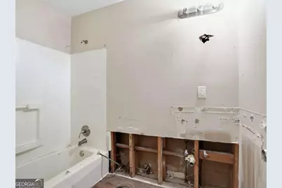 4448 Malibu Drive, Decatur, GA 30035 - Photo 8