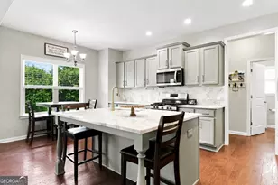232 S Village Square, Canton, GA 30115 - Photo 2