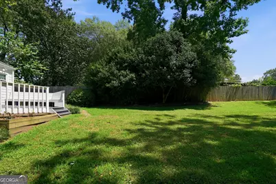 1347 Chalmette Drive NE, Atlanta, GA 30306 - Photo 22