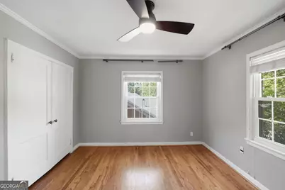 1347 Chalmette Drive NE, Atlanta, GA 30306 - Photo 4