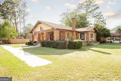 711 Holly Street, Waycross, GA 31501 - Photo 2