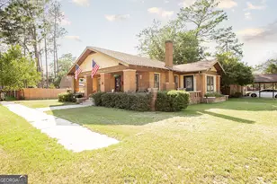 711 Holly St, Waycross, GA 31501 - Photo 2