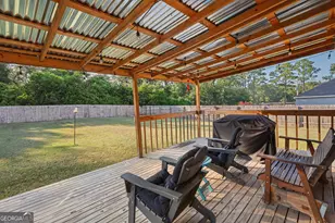 104 Sandalwood Cir, Statesboro, GA 30458 - Photo 2