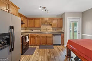 104 Sandalwood Cir, Statesboro, GA 30458 - Photo 4