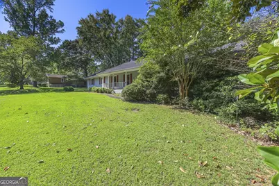 1137 Clairmont Place, Macon, GA 31204 - Photo 2