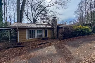 2518 Bellview Ln, Young Harris, GA 30582 - Photo 14