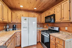 131 Toccoa Overlook Ln, Blue Ridge, GA 30513 - Photo 14