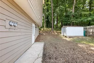 2136 Valley Oaks Dr SE, Smyrna, GA 30080 - Photo 22