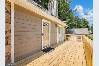 2136 Valley Oaks Drive SE, Smyrna, GA 30080 - Photo 2
