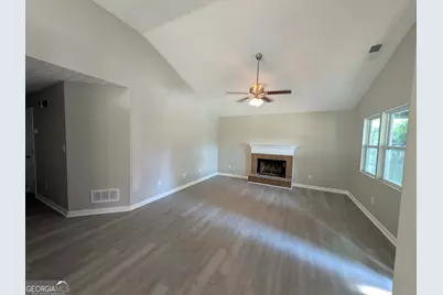 117 Wedgewood Walk, Griffin, GA 30223 - Photo 2