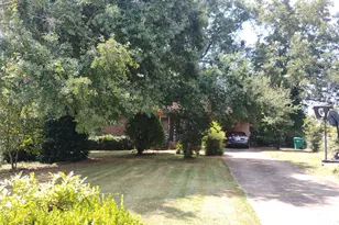 118 Belinda Cir, Americus, GA 31709 - Photo 2