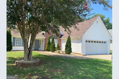 900 Harbins View Drive, Dacula, GA 30019 - Photo 4