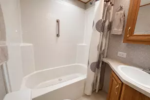 110 Admiral Dr, Hartwell, GA 30643 - Photo 8
