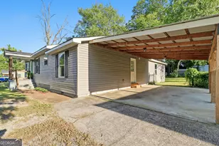 711 W James Ave, Rossville, GA 30741 - Photo 2