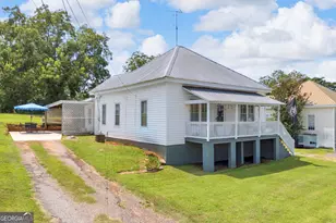 145 Peach St, Commerce, GA 30529 - Photo 2