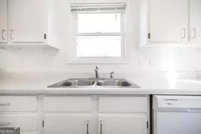 338 Monroe Street, Macon, GA 31201 - Photo 12