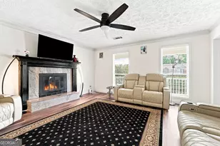 932 Sugar Meadow Ln, Sugar Hill, GA 30518 - Photo 6