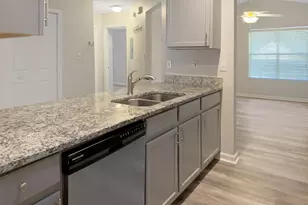 131 Oak Cir S, Stockbridge, GA 30281 - Photo 6