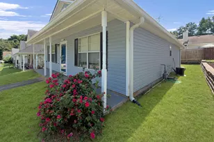 131 Oak Cir S, Stockbridge, GA 30281 - Photo 2