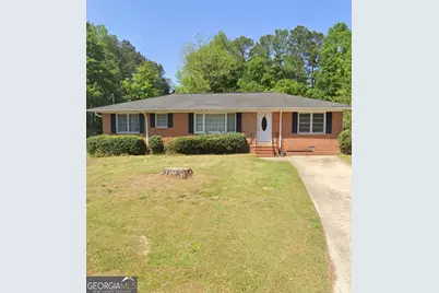 307 Sunset Dr Extension, Griffin, GA 30223 - Photo 1
