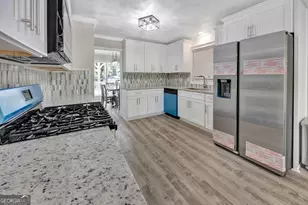 3775 Clubhouse Ln SE, Conyers, GA 30094 - Photo 16
