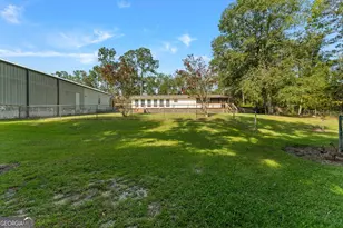 614 N Victory Dr, Lyons, GA 30436 - Photo 20