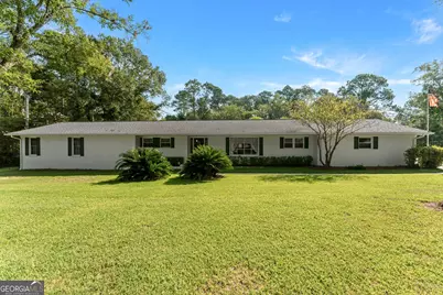 614 N Victory Drive, Lyons, GA 30436 - Photo 10