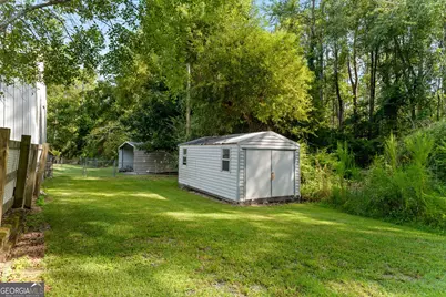 614 N Victory Drive, Lyons, GA 30436 - Photo 16
