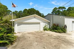 614 N Victory Dr, Lyons, GA 30436 - Photo 74