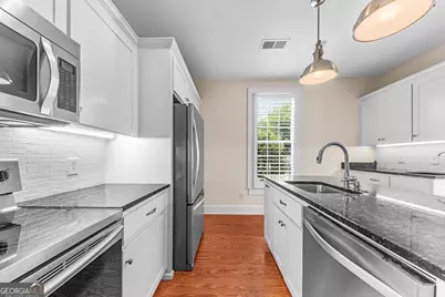 238 E Jefferson Street, Madison, GA 30650 - Photo 16