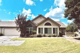 1303 Silver Summit Dr SE, Conyers, GA 30094 - Photo 1