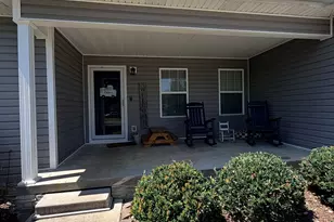 359 Brittany Ct, Chatsworth, GA 30705 - Photo 2
