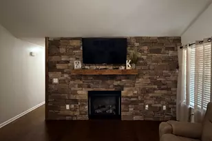 359 Brittany Ct, Chatsworth, GA 30705 - Photo 4