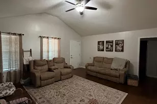 359 Brittany Ct, Chatsworth, GA 30705 - Photo 6