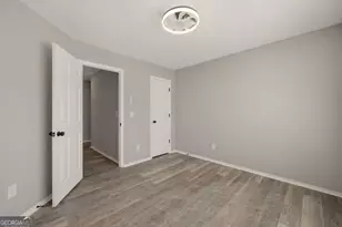 949 Redan Trce, Stone Mountain, GA 30088 - Photo 28