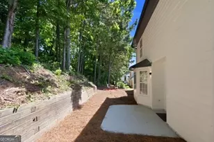 949 Redan Trce, Stone Mountain, GA 30088 - Photo 32