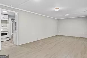 106 Grady St, Griffin, GA 30223 - Photo 8