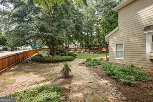430 Lake Forest Dr, Newnan, GA 30265 - Photo 6