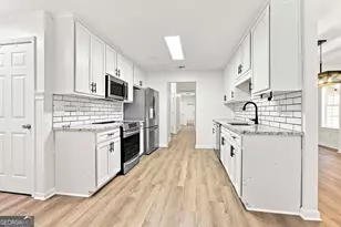 677 Al Roberts Rd, Senoia, GA 30276 - Photo 18