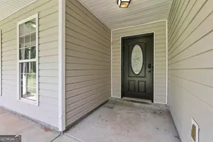 677 Al Roberts Rd, Senoia, GA 30276 - Photo 6
