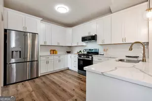 2305 Goodwood Blvd SE, Smyrna, GA 30080 - Photo 14