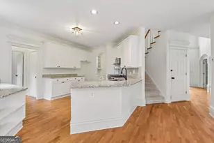 905 Yosemite Dr, Suwanee, GA 30024 - Photo 16