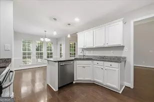 102 Quinelle Dr, Perry, GA 31069 - Photo 10