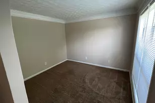 3880 Button Gate Ct, Lithonia, GA 30038 - Photo 2
