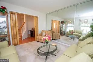 136 Peachtree Glenn Dr, Ellenwood, GA 30294 - Photo 8