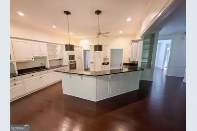 2109 Cumberland Lane, Albany, GA 31721 - Photo 2