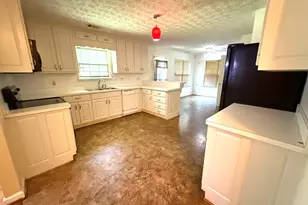 25 Brookstone Ct, Covington, GA 30016 - Photo 4