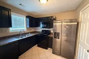 994 Hickory Bend Rd, Atlanta, GA 30349 - Photo 4