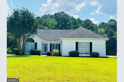 210 Shamrock Way, Newnan, GA 30263 - Photo 1